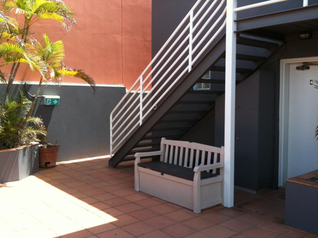 Byron Beach House Apartment Byron Bay Exterior photo